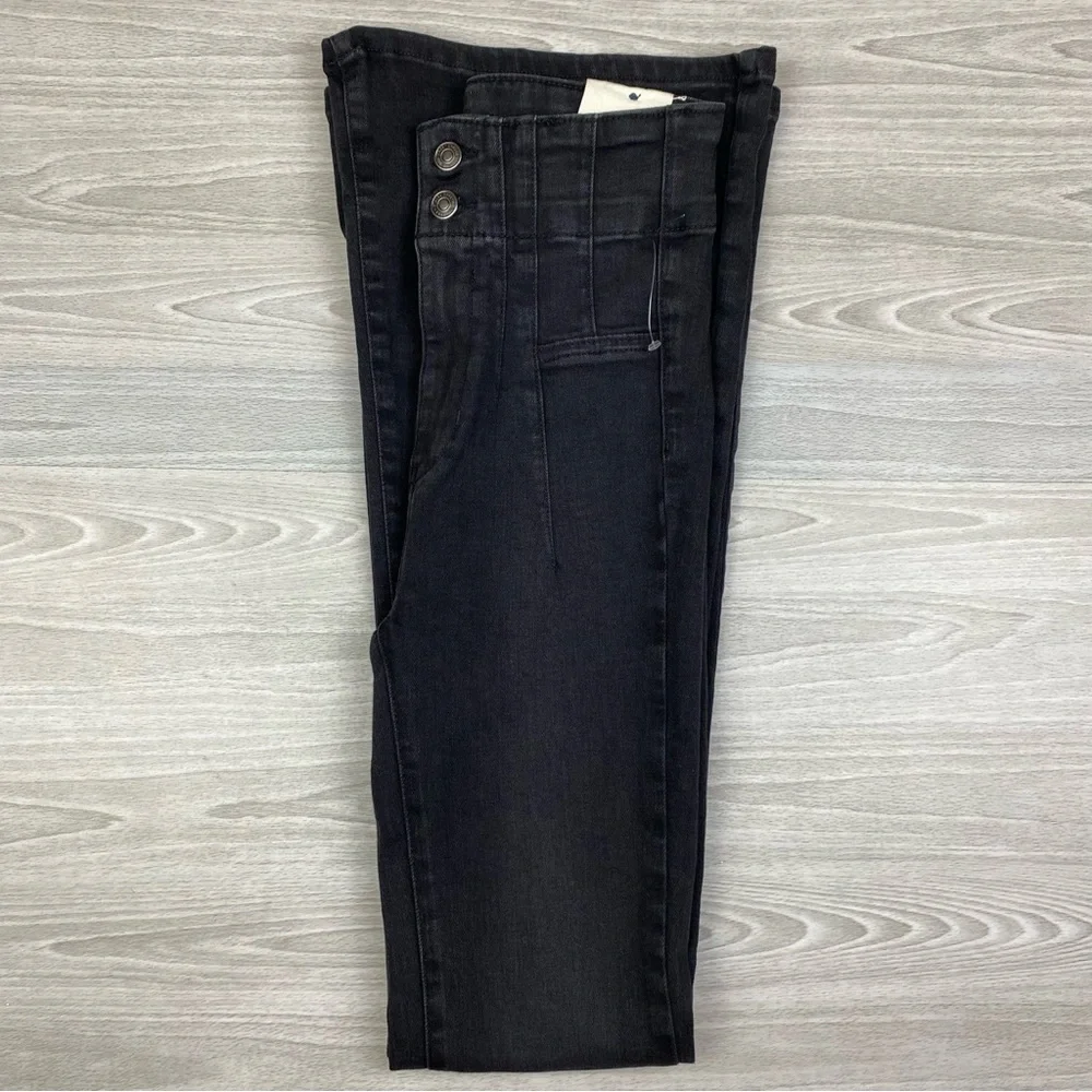 Free People x We The Free Jayde Retro High Rise Flare Stretch Jeans Onyx 25 - Picture 12 of 17
